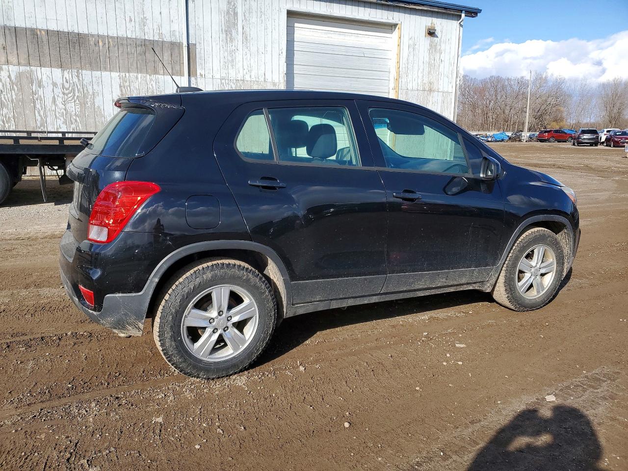 2019 CHEVROLET TRAX LS photo 7