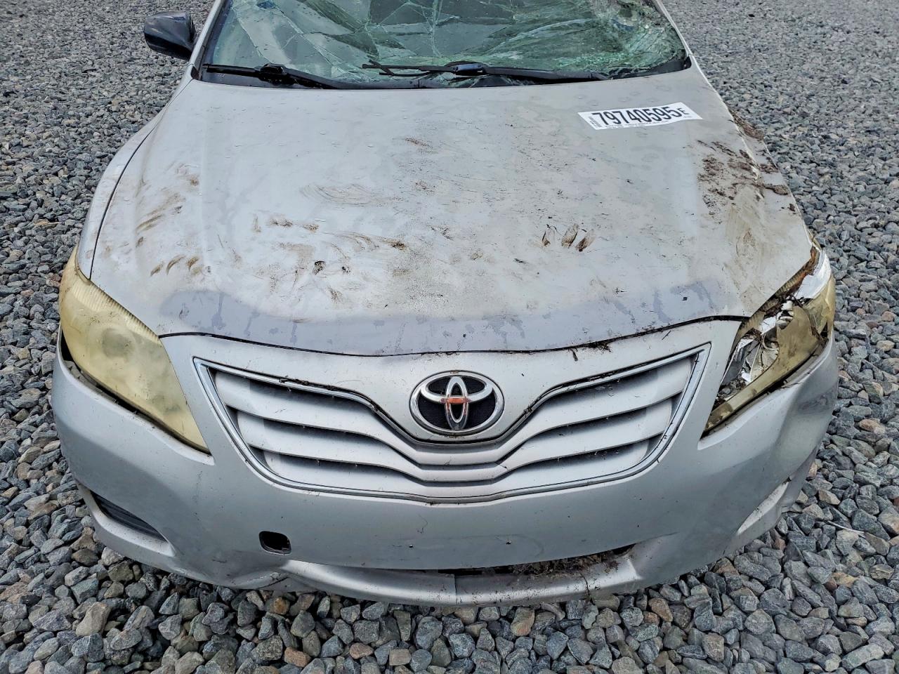 2011 TOYOTA CAMRY LE photo 31