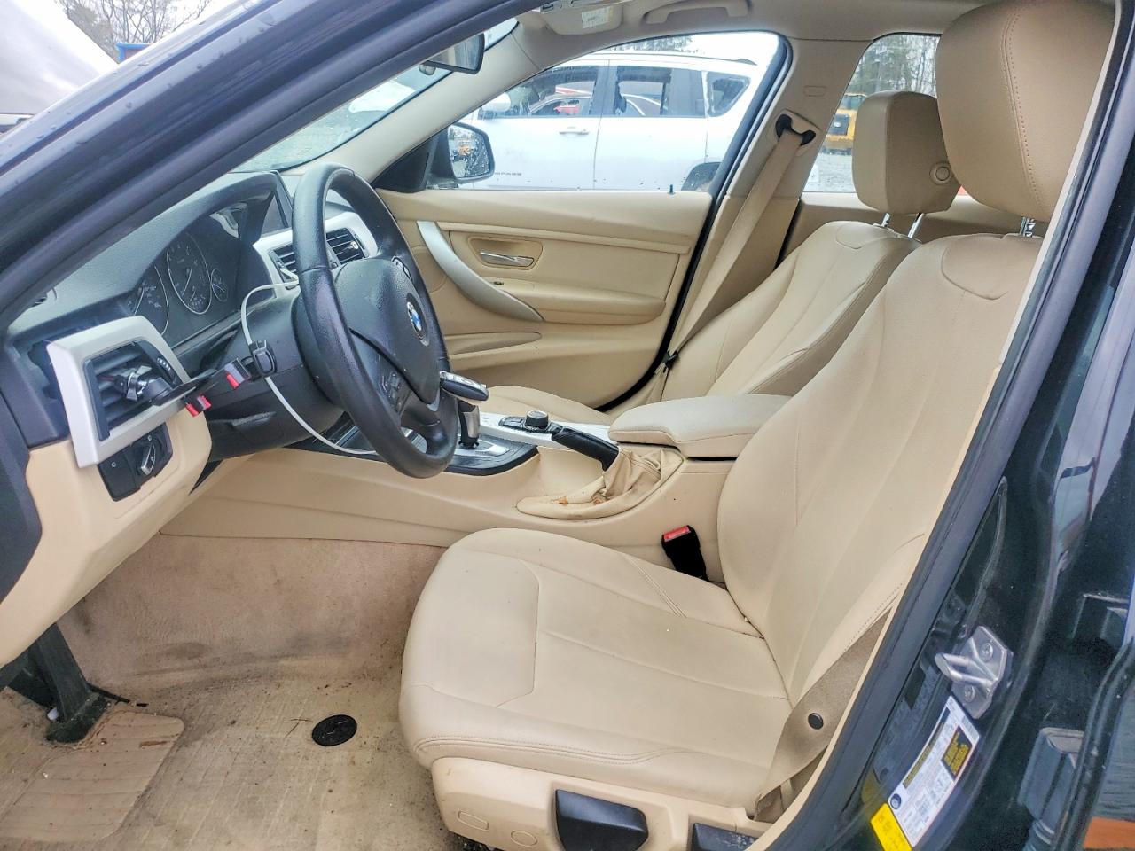 2016 BMW 320 I photo 13