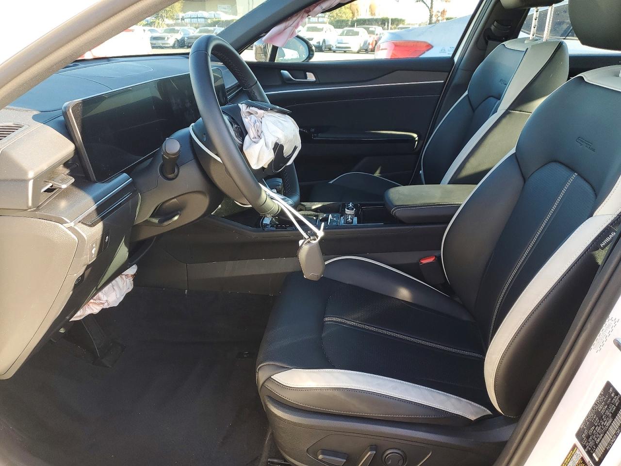 2025 KIA K5 GT-LINE photo 19