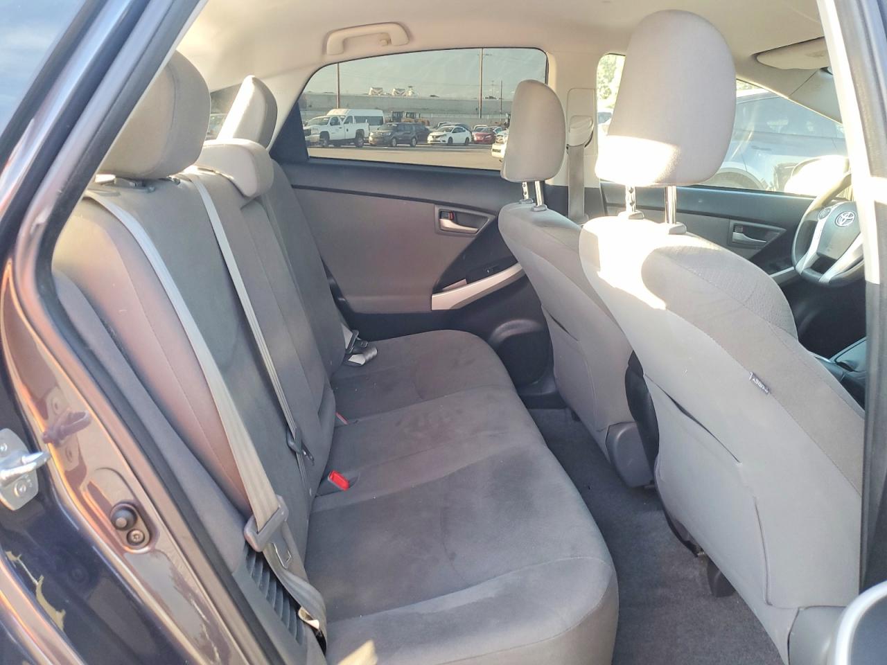 2013 TOYOTA PRIUS TWO photo 19