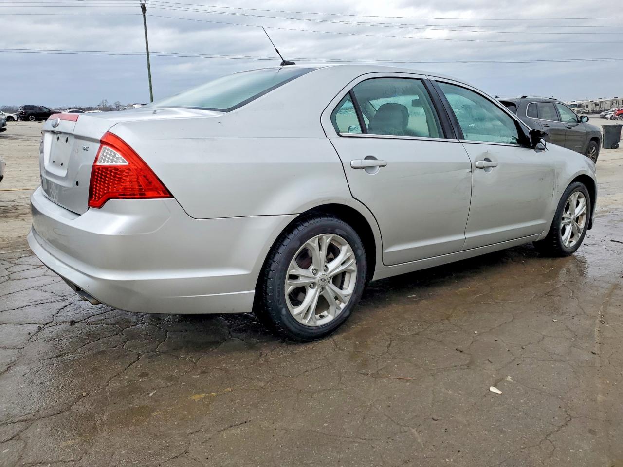 2012 FORD FUSION SE photo 5