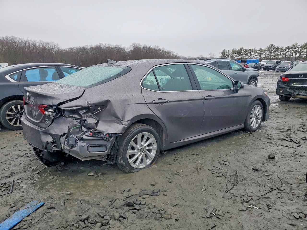 2023 TOYOTA CAMRY LE photo 7