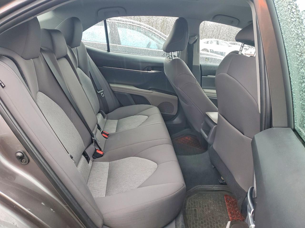 2023 TOYOTA CAMRY LE photo 28