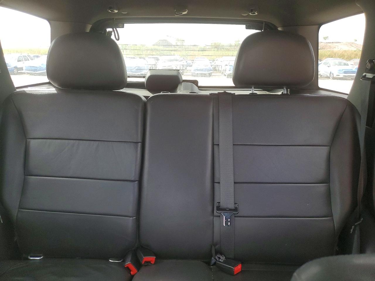 2011 FORD ESCAPE photo 10