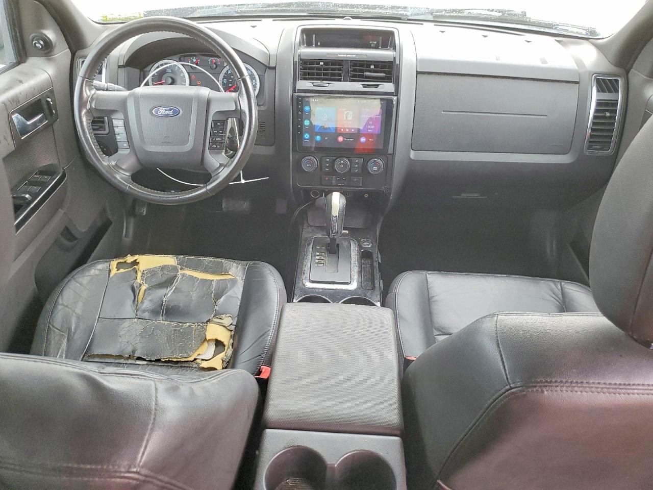 2011 FORD ESCAPE photo 8