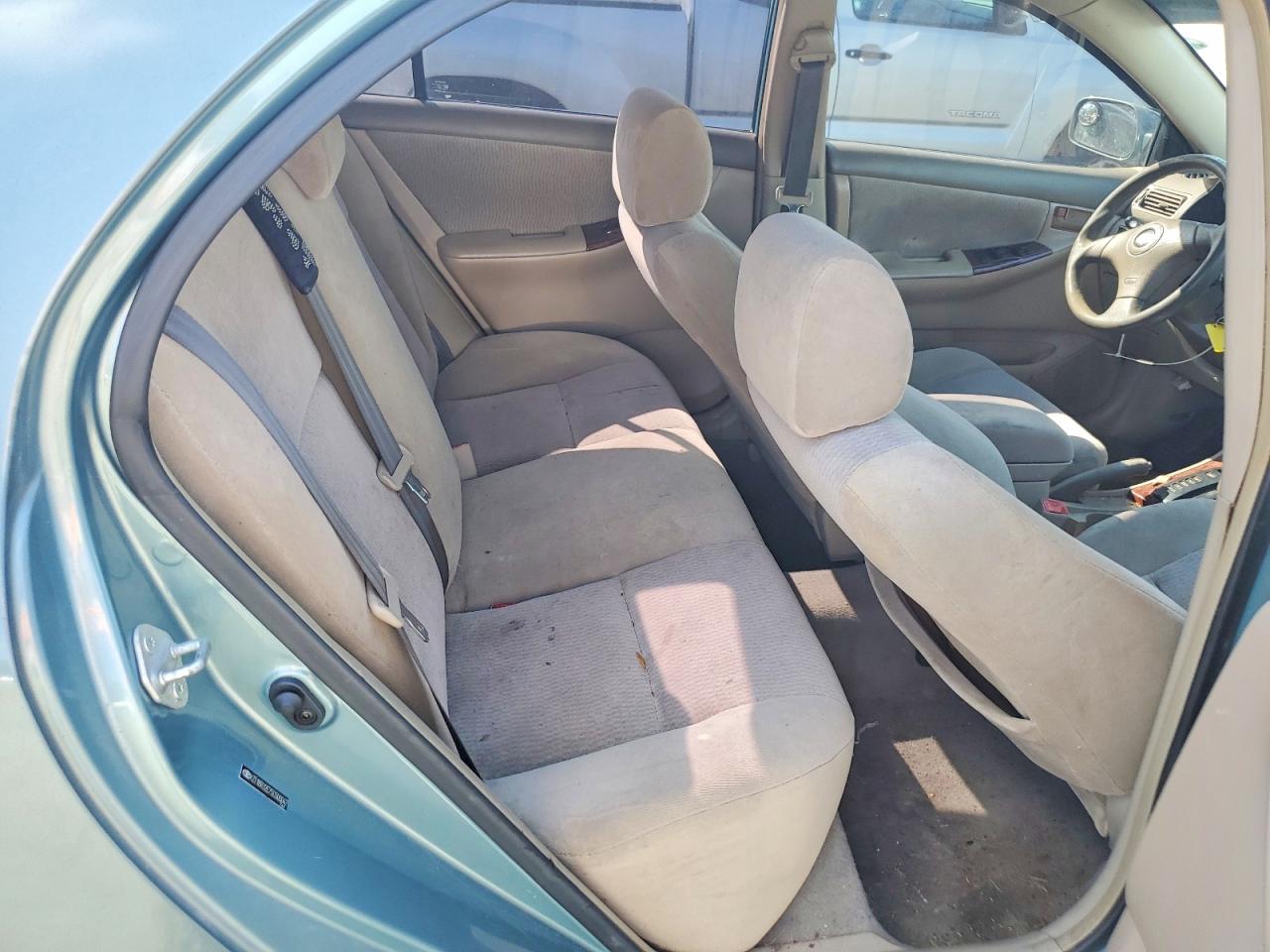 2005 TOYOTA COROLLA LE photo 19