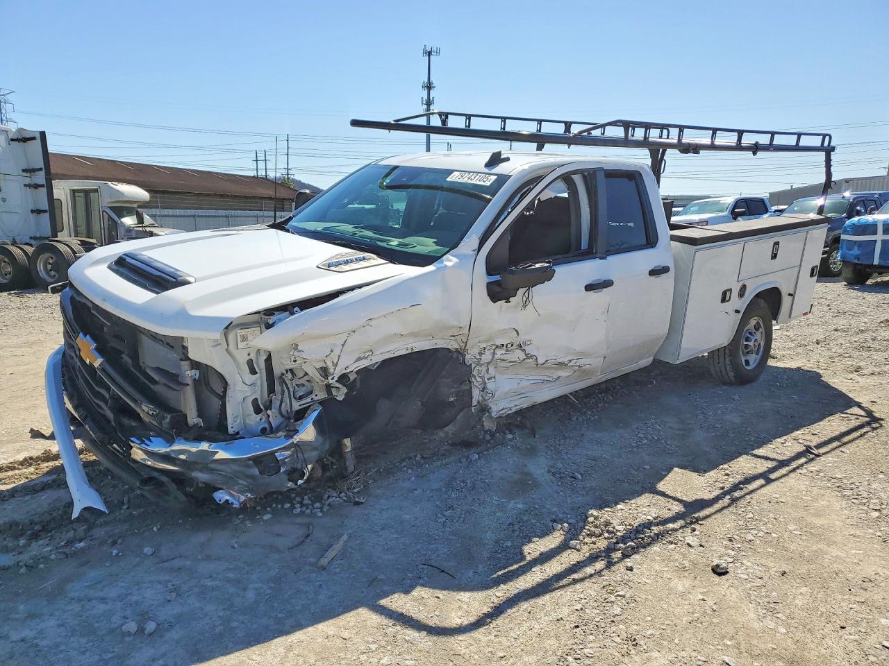 2025 CHEVROLET SILVERADO