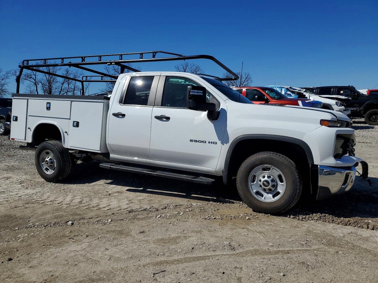 2025 CHEVROLET SILVERADO C2500 HEAVY DUTY photo 7