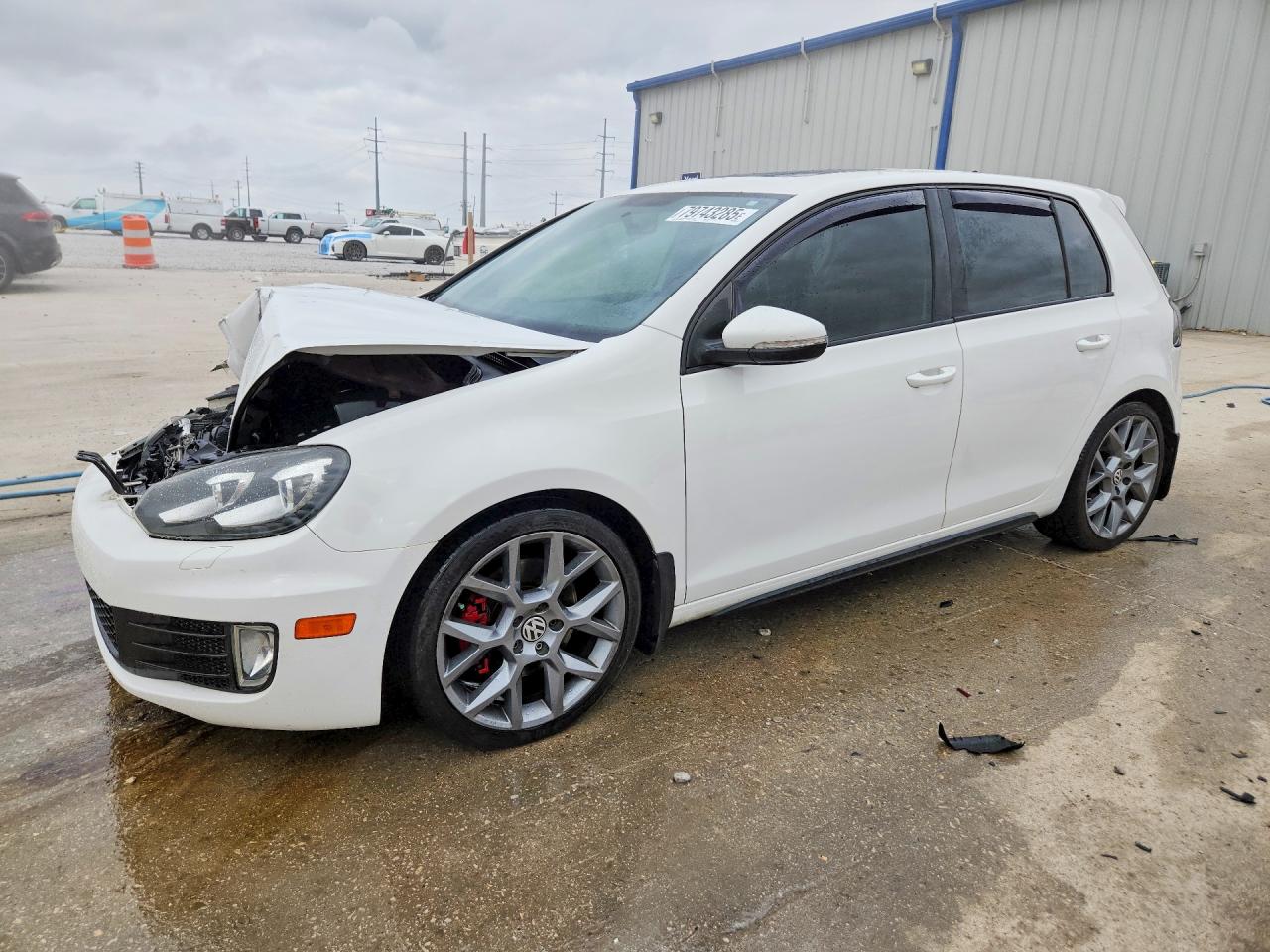 2013 VOLKSWAGEN GTI