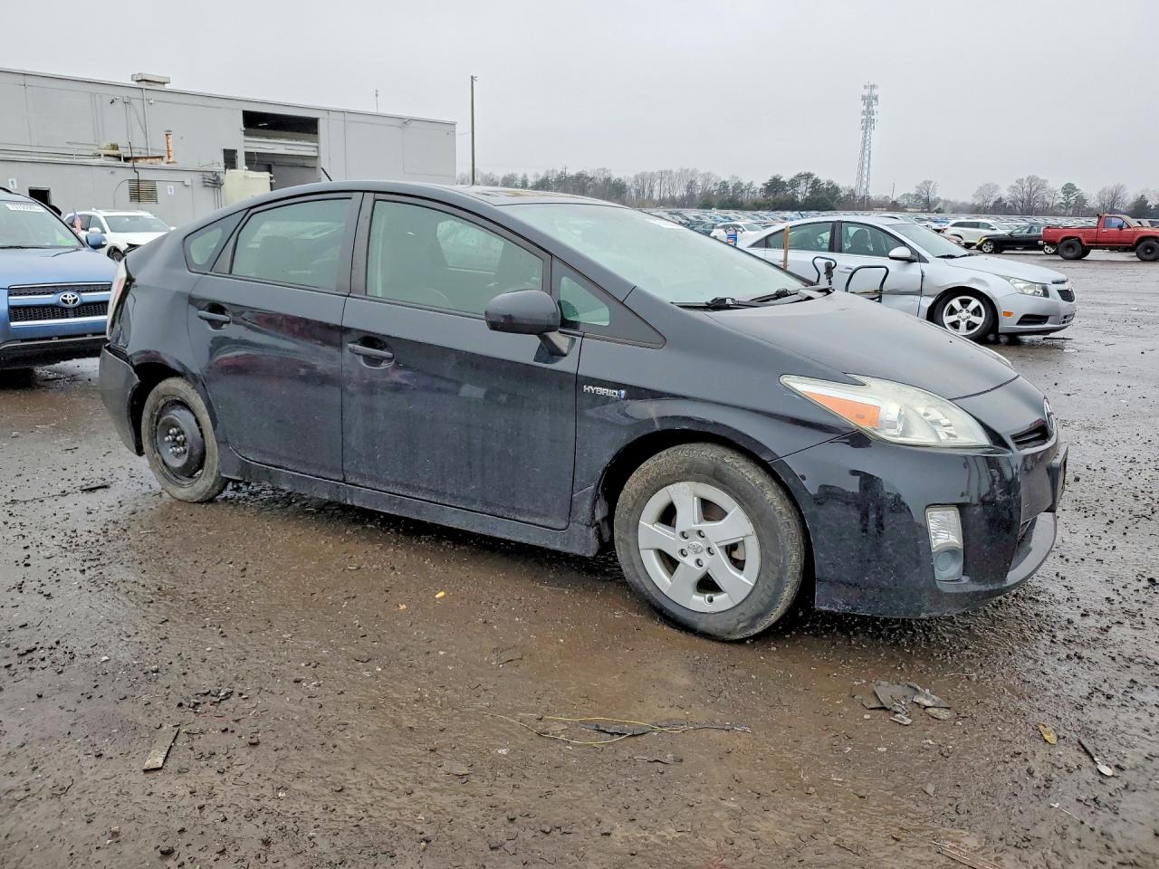 2011 TOYOTA PRIUS TWO photo 4
