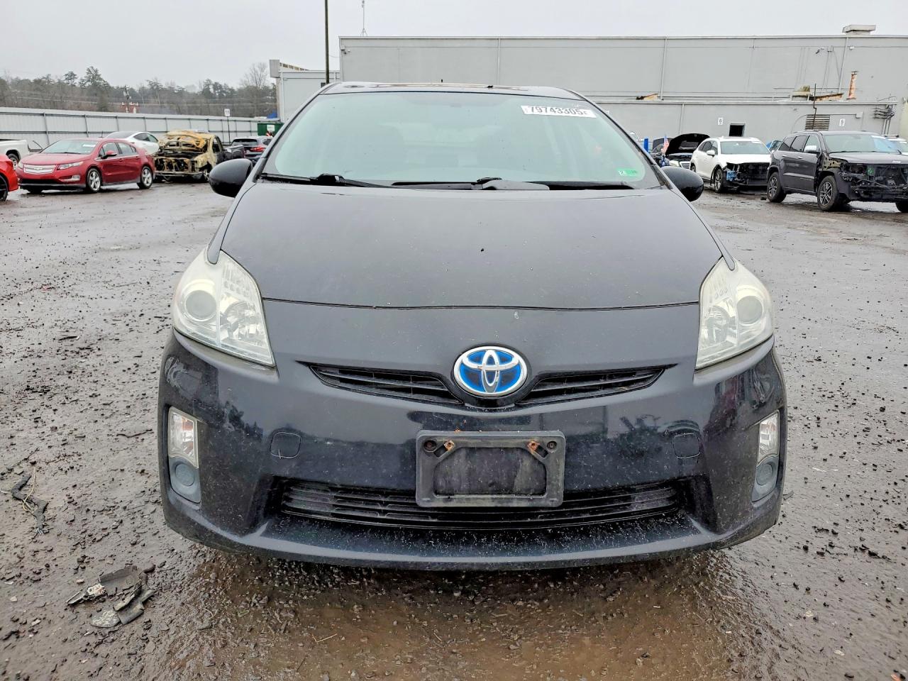 2011 TOYOTA PRIUS TWO photo 5