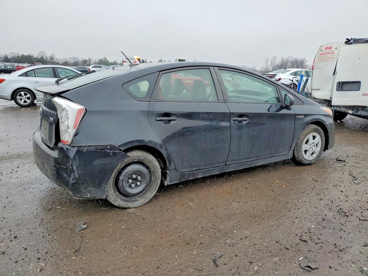 2011 TOYOTA PRIUS TWO photo 3