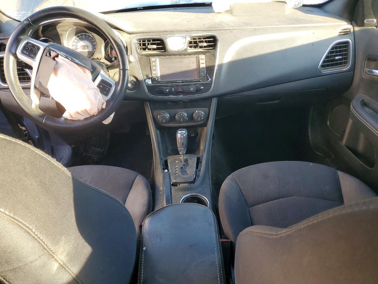 2013 CHRYSLER 200 LIMITED photo 8