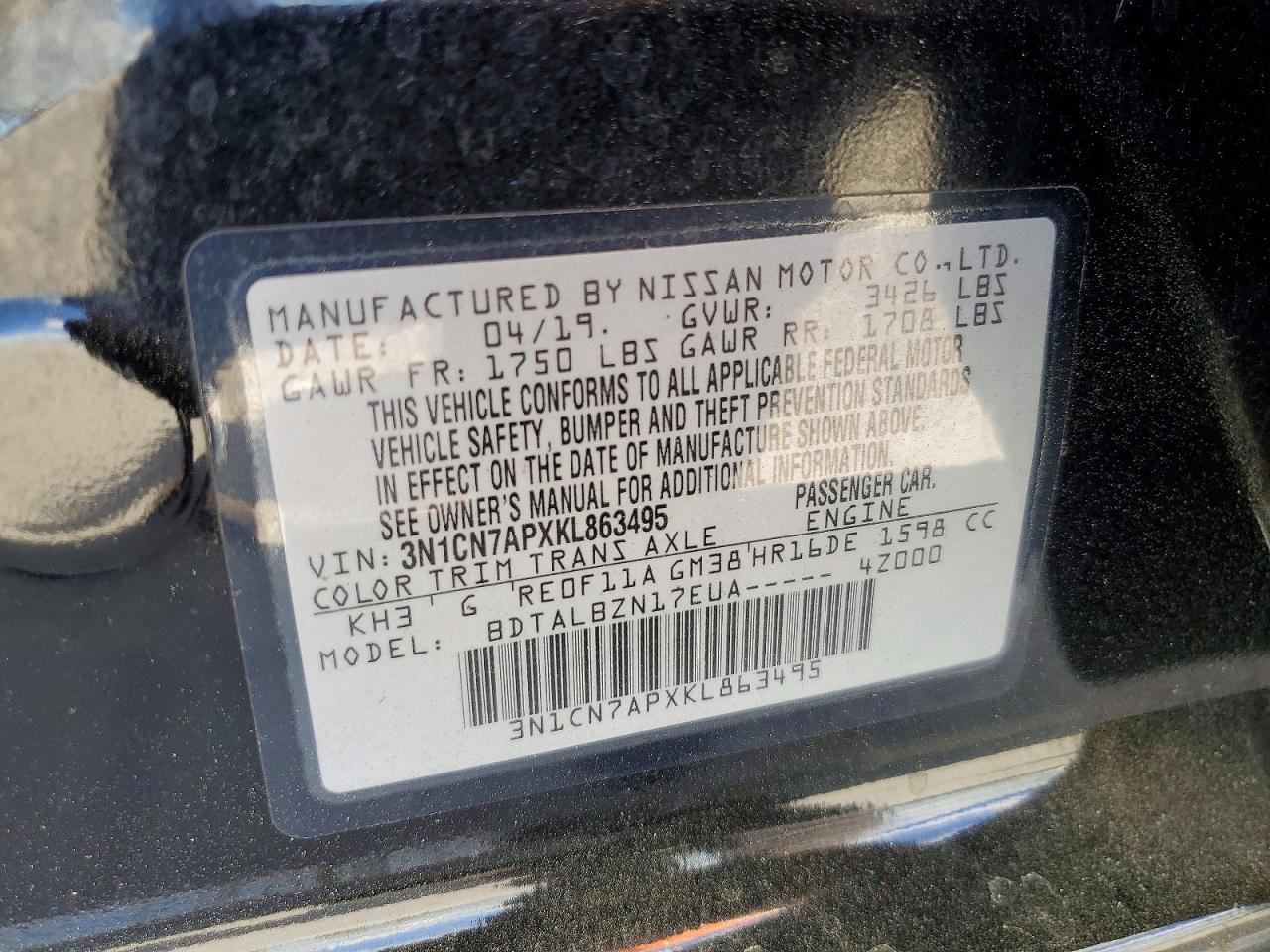 2019 NISSAN VERSA SV photo 25