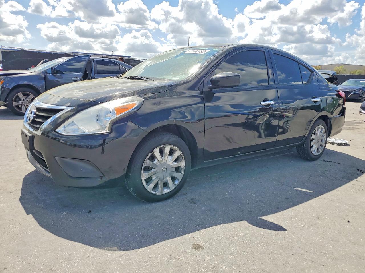 2019 NISSAN VERSA