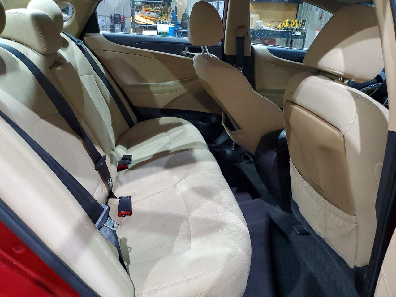 2013 HYUNDAI SONATA GLS photo 19