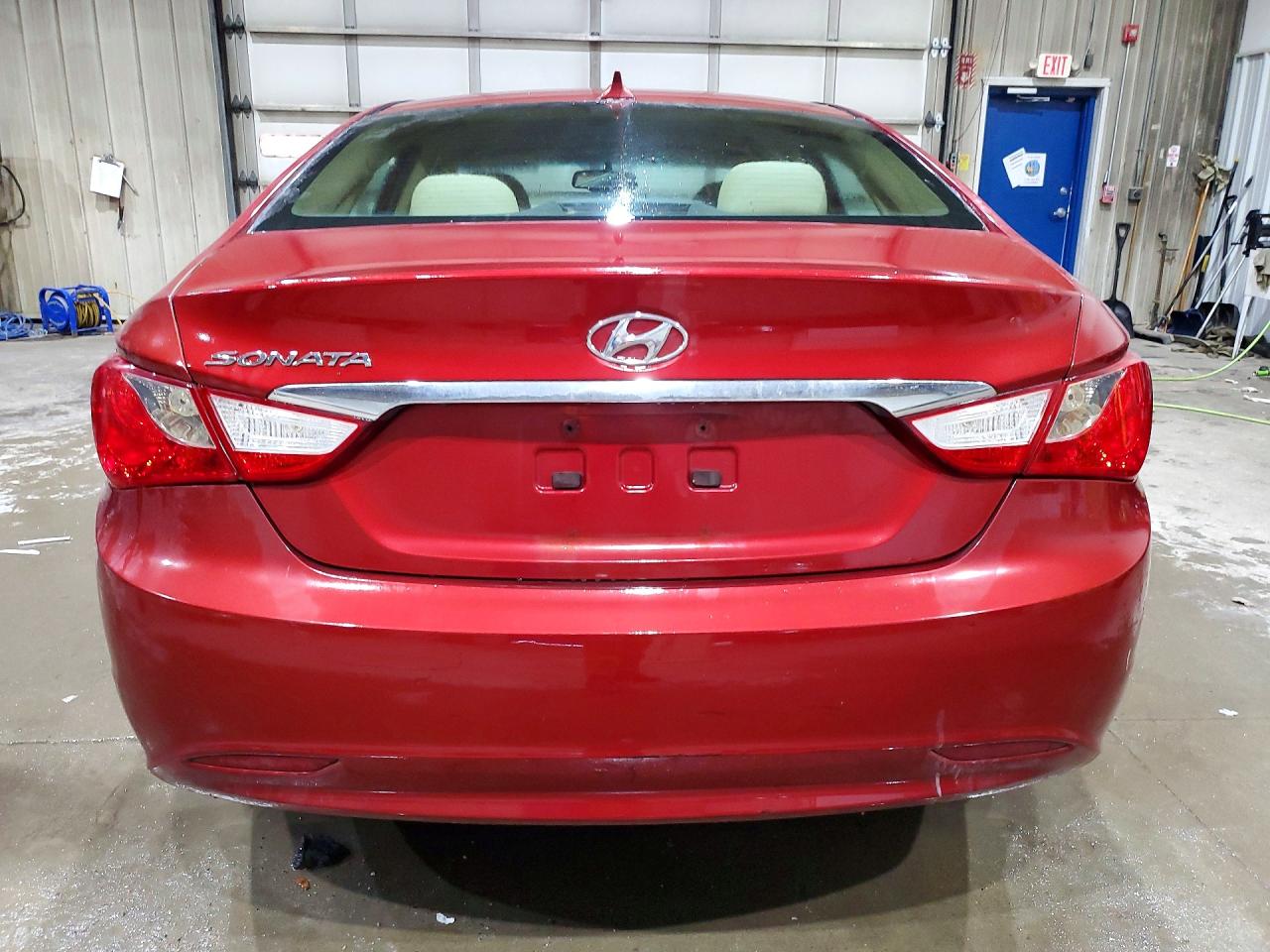 2013 HYUNDAI SONATA GLS photo 11