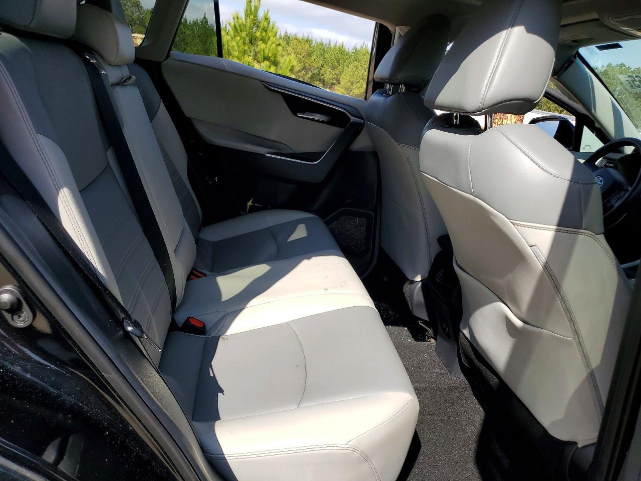 2019 TOYOTA RAV4 XLE PREMIUM photo 21