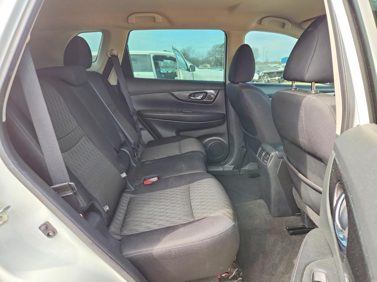 2017 NISSAN ROGUE S photo 21