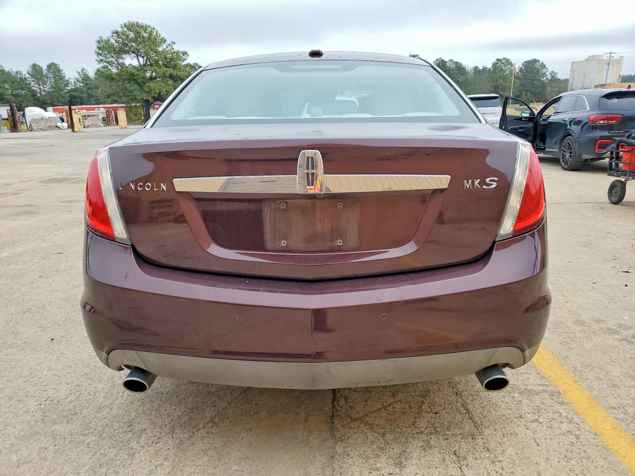 2009 LINCOLN MKS photo 6