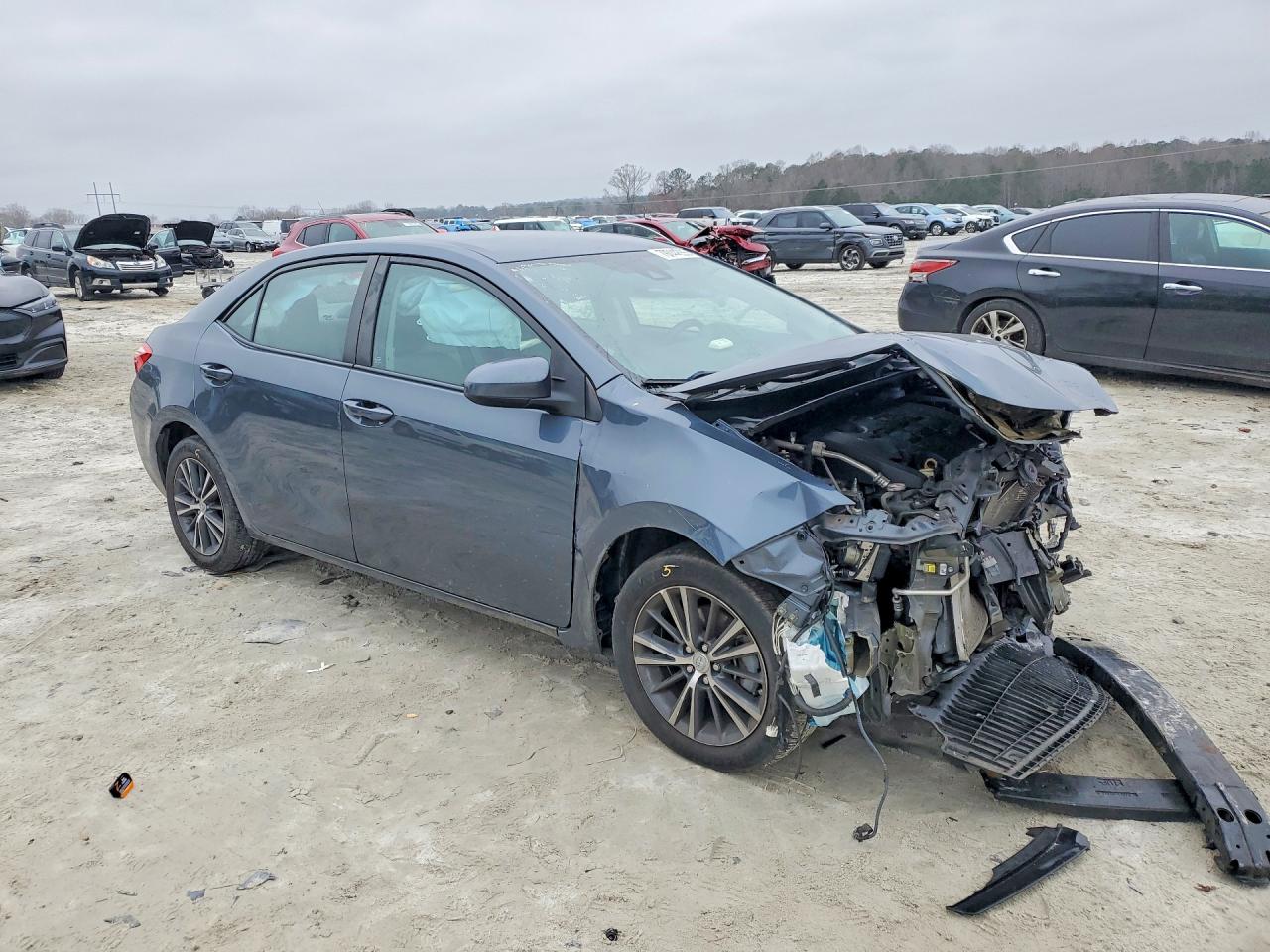 2017 TOYOTA COROLLA LE photo 7