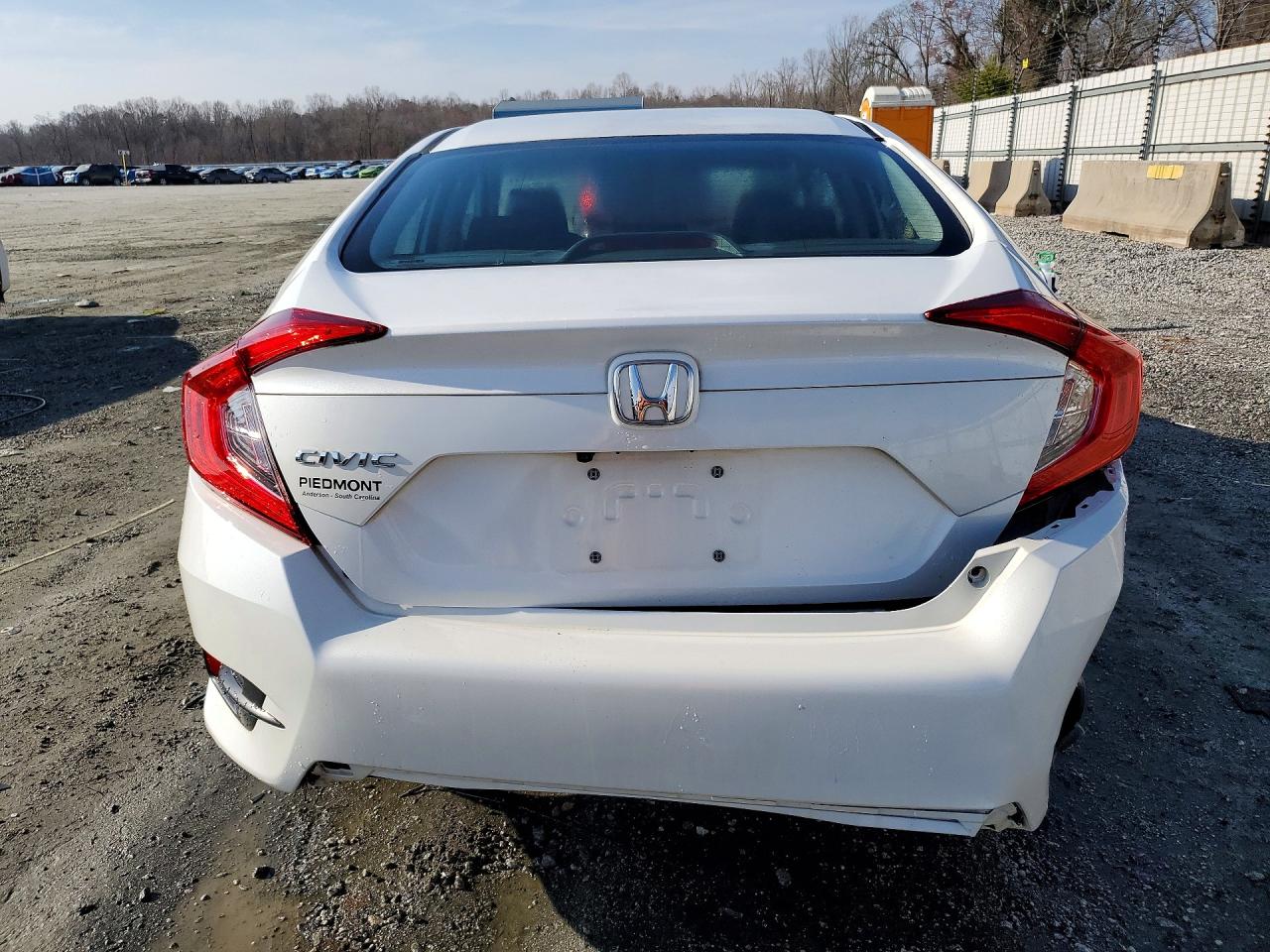 2020 HONDA CIVIC LX photo 11
