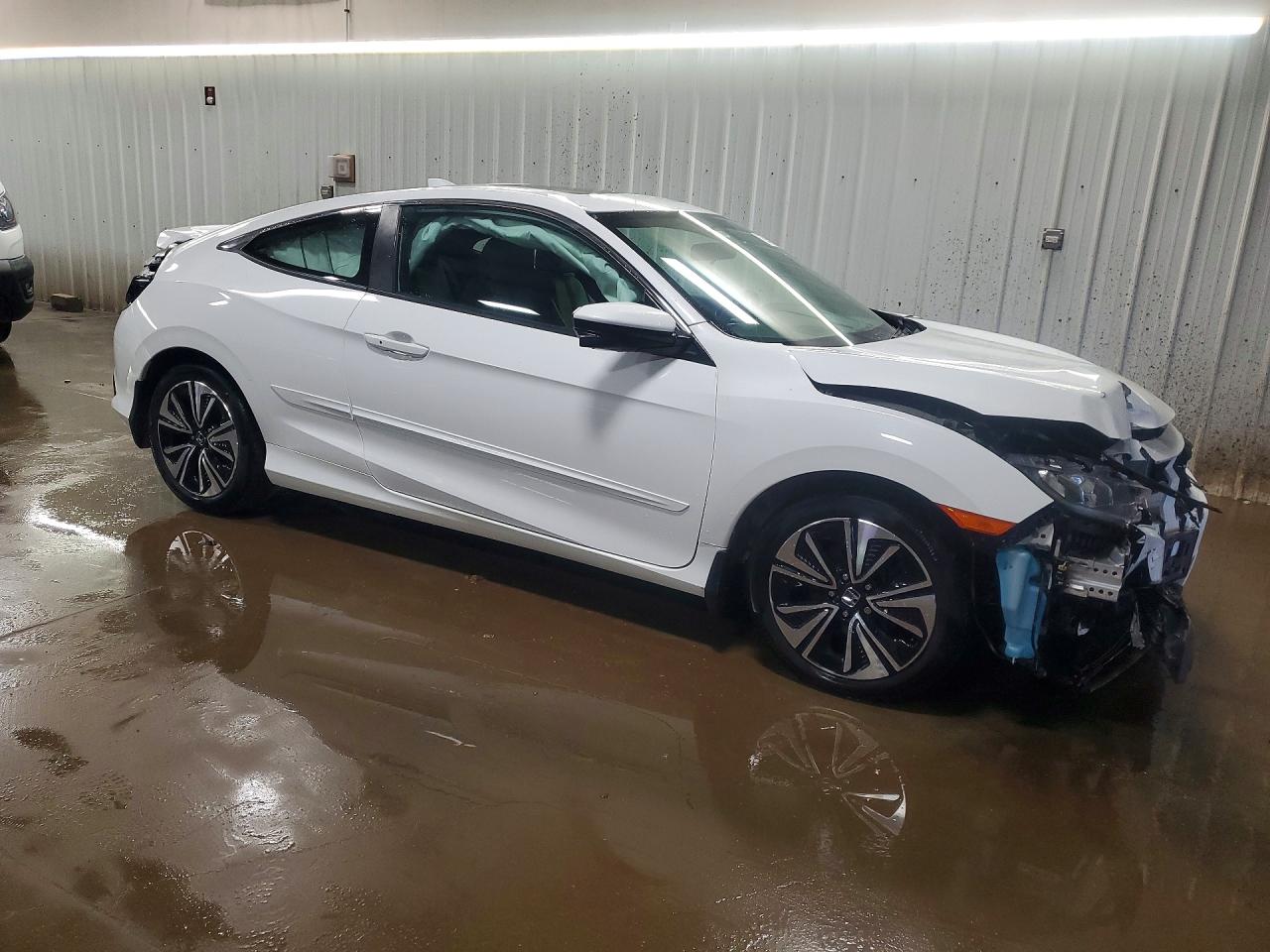 2016 HONDA CIVIC EX photo 4