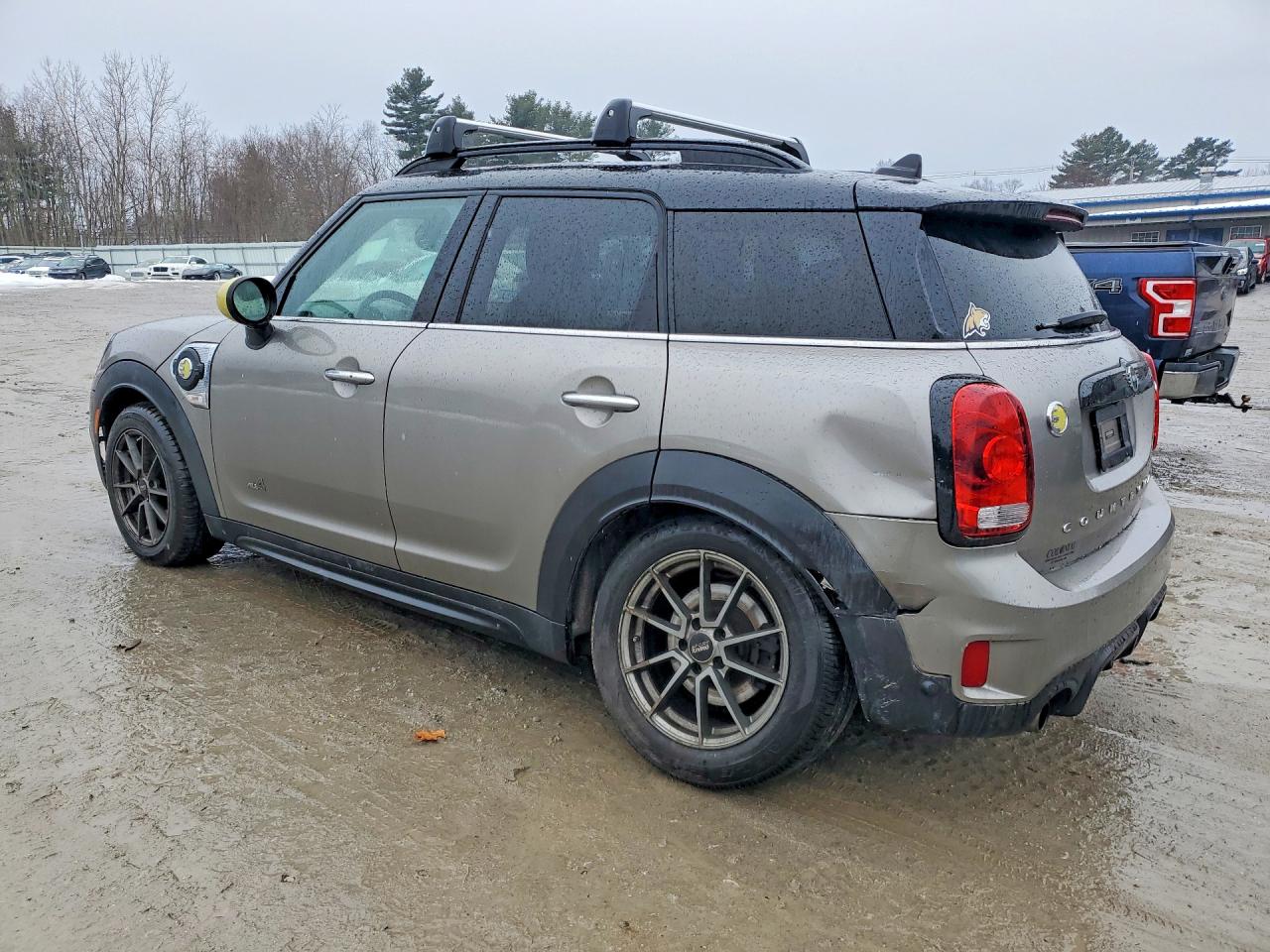 2019 MINI COOPER S E COUNTRYMAN ALL4 photo 2