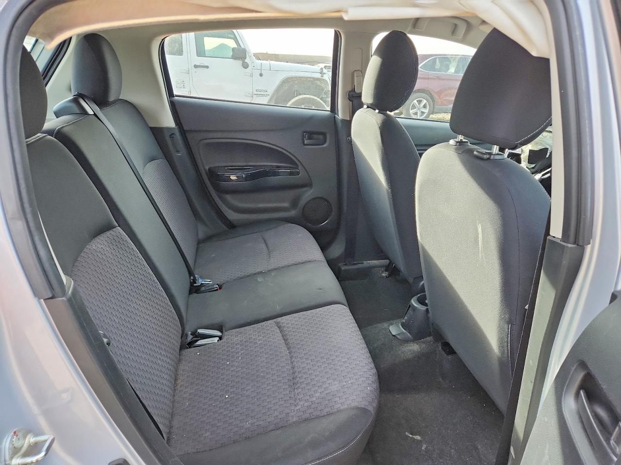 2017 MITSUBISHI MIRAGE SE photo 19
