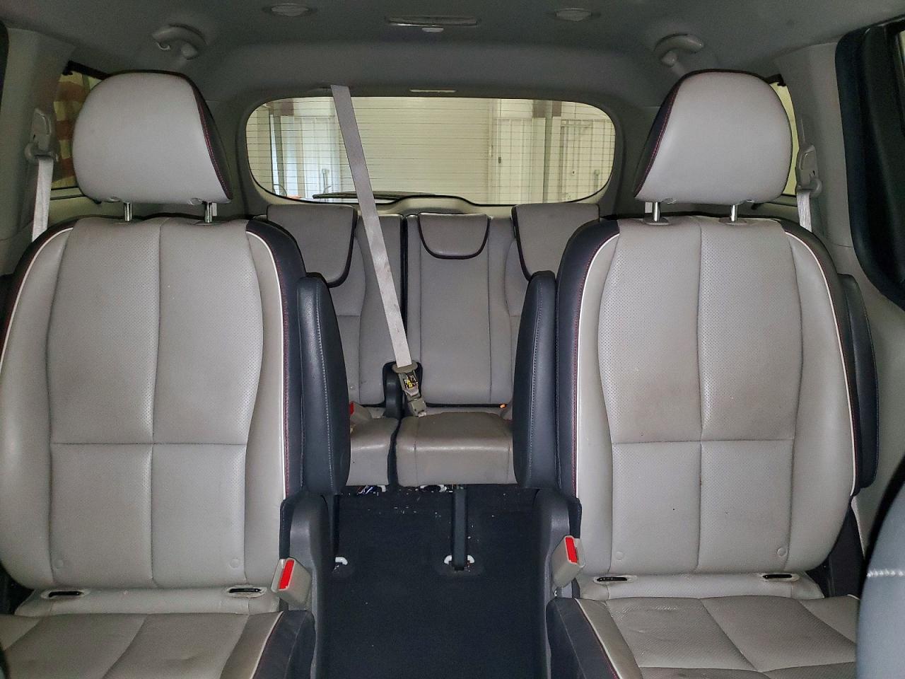 2018 KIA SEDONA SX photo 28