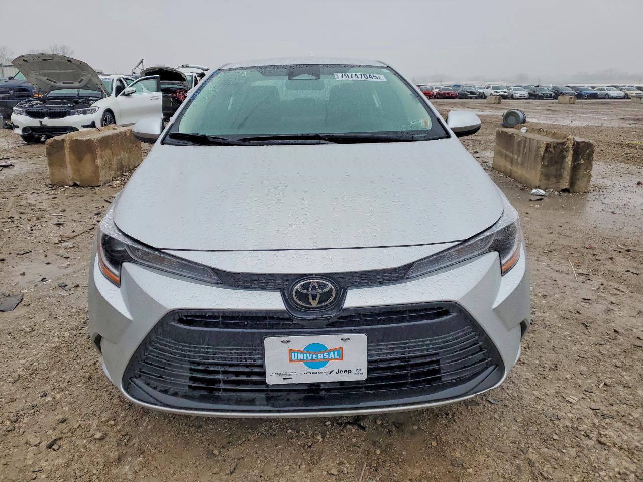 2025 TOYOTA COROLLA LE photo 9