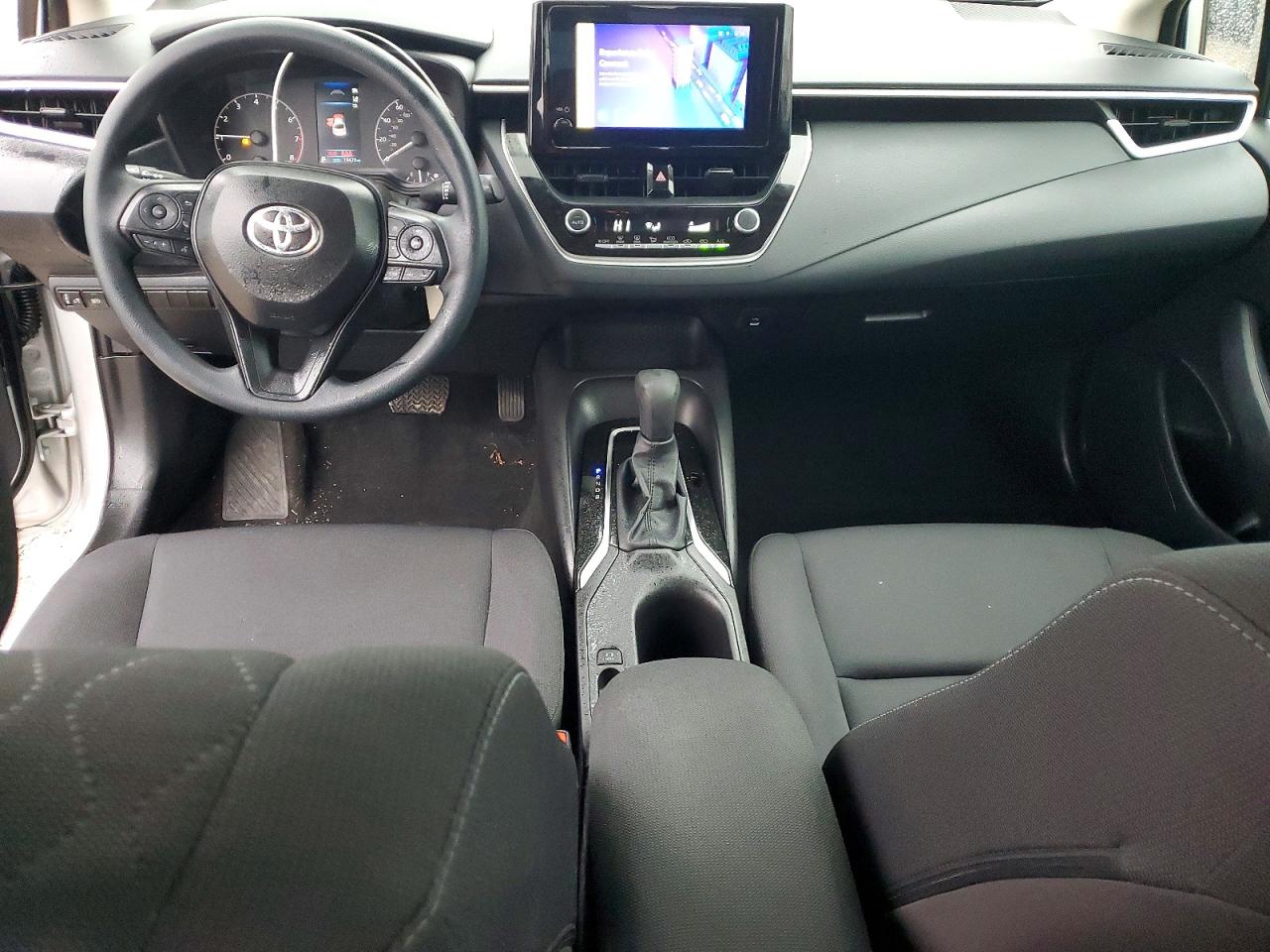 2025 TOYOTA COROLLA LE photo 15