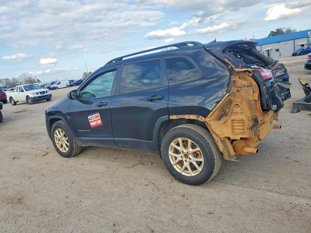 2016 JEEP CHEROKEE SPORT photo 2