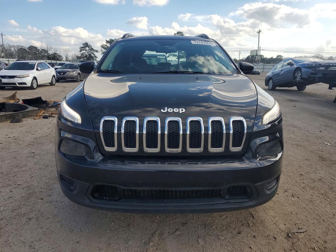 2016 JEEP CHEROKEE SPORT photo 5