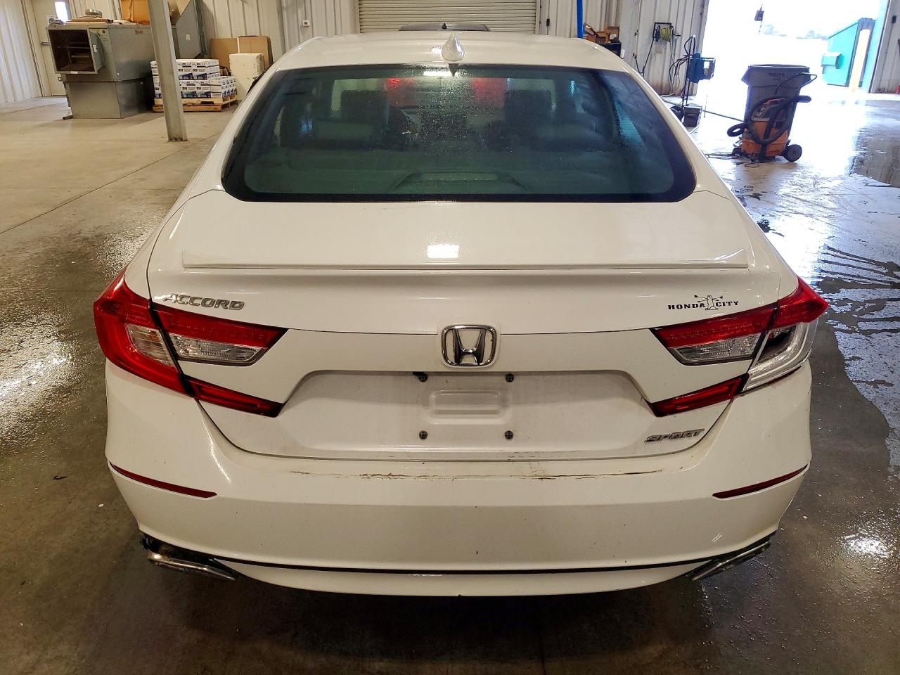 2018 HONDA ACCORD SPORT photo 6