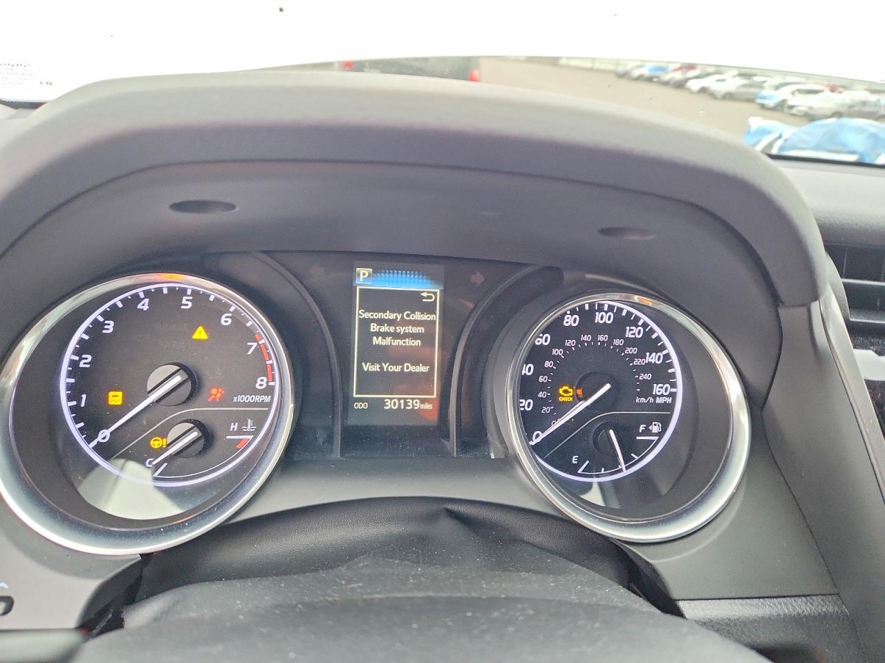 2020 TOYOTA CAMRY SE photo 9