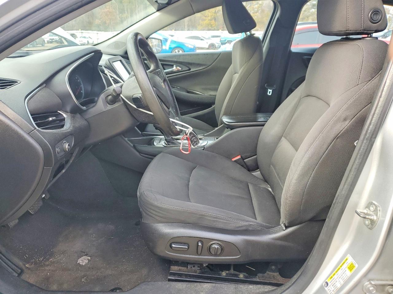 2016 CHEVROLET MALIBU LT photo 13