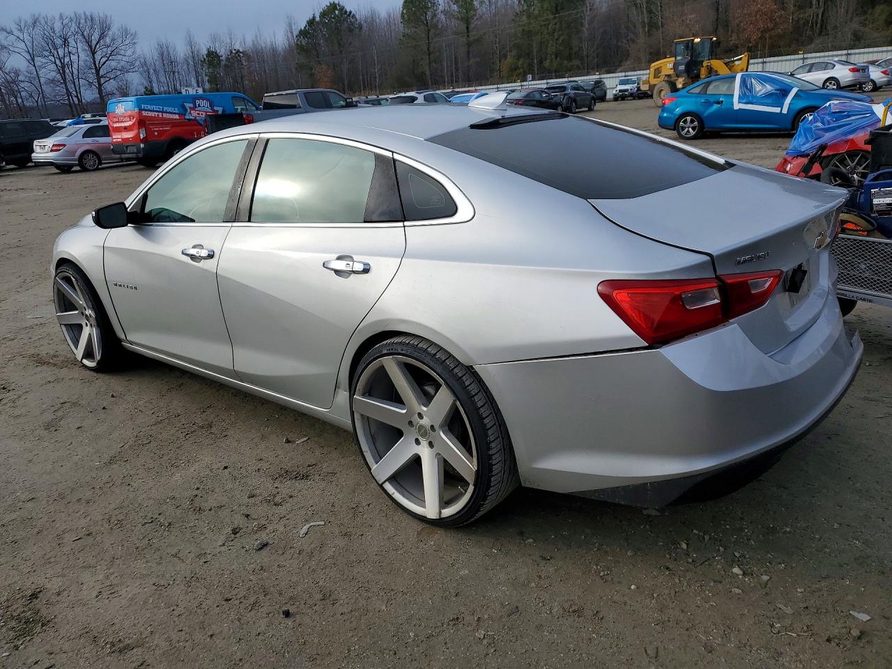 2016 CHEVROLET MALIBU LT photo 3