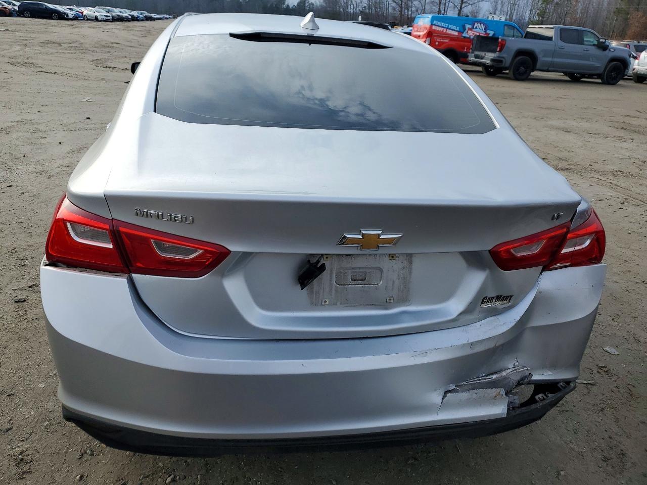 2016 CHEVROLET MALIBU LT photo 11