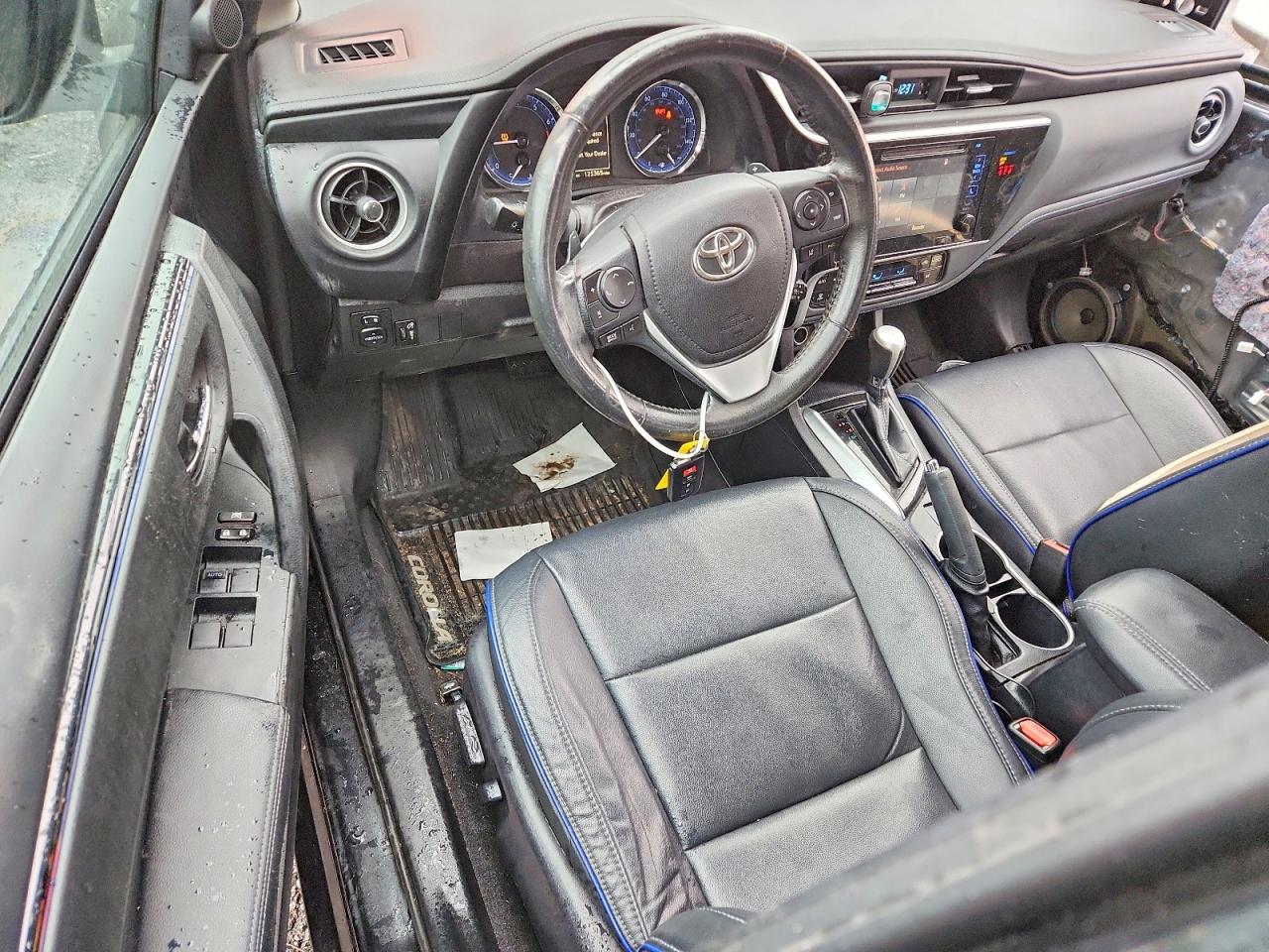 2018 TOYOTA COROLLA XSE photo 22
