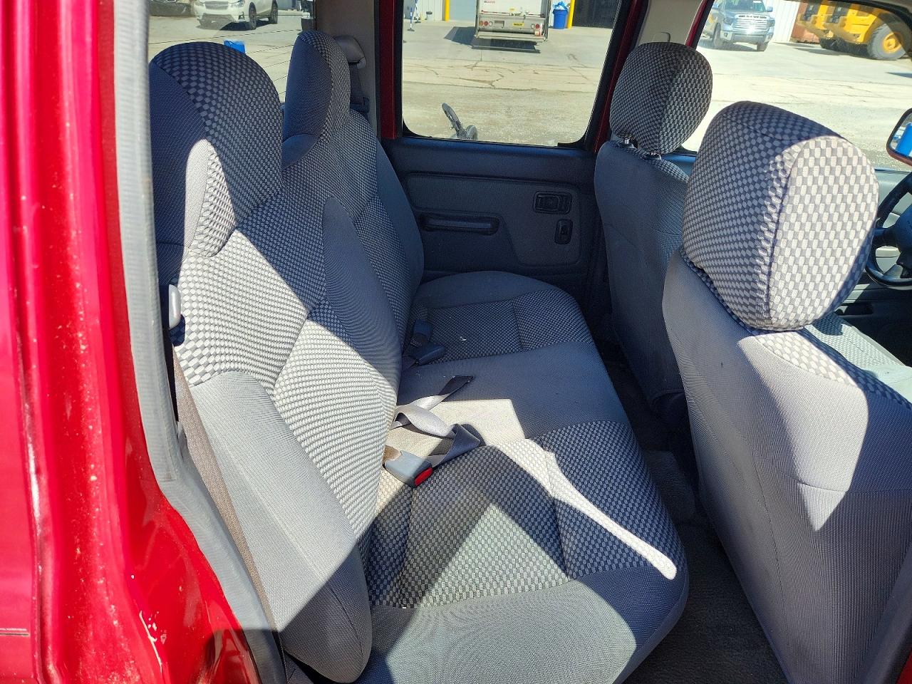2002 NISSAN FRONTIER XE-V6 photo 28