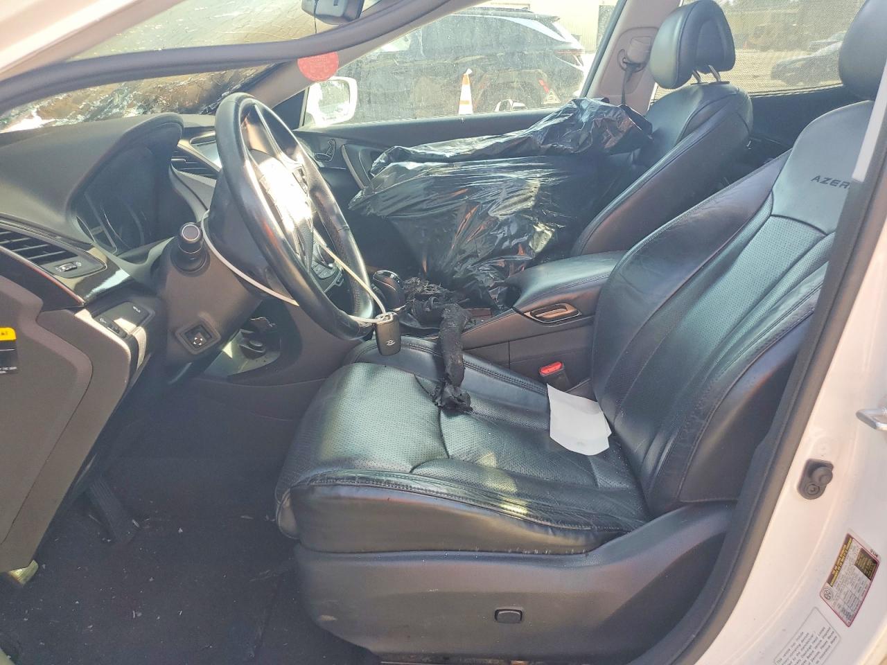 2012 HYUNDAI AZERA photo 13