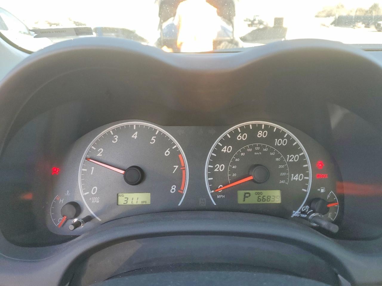 2012 TOYOTA COROLLA LE photo 25