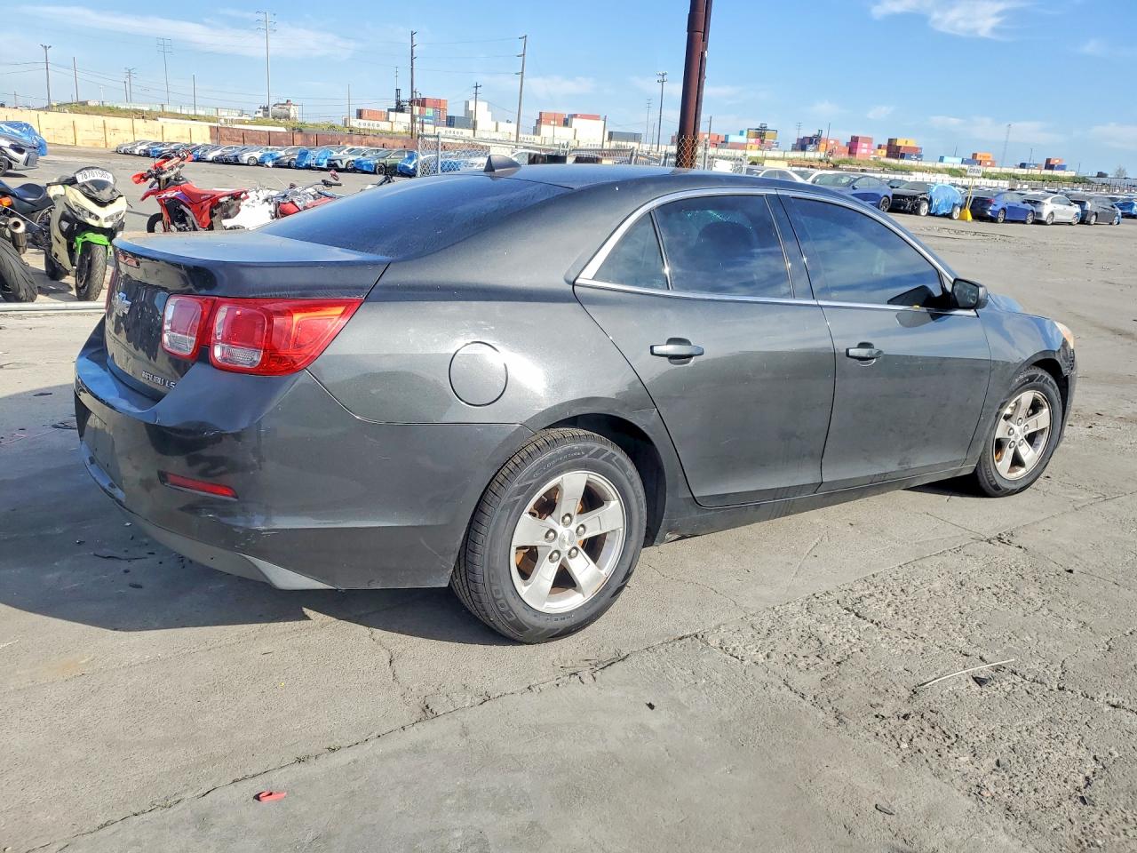 2014 CHEVROLET MALIBU LS photo 3
