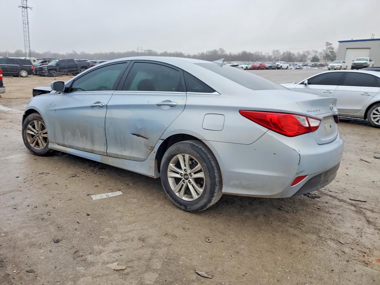 2014 HYUNDAI SONATA GLS photo 2