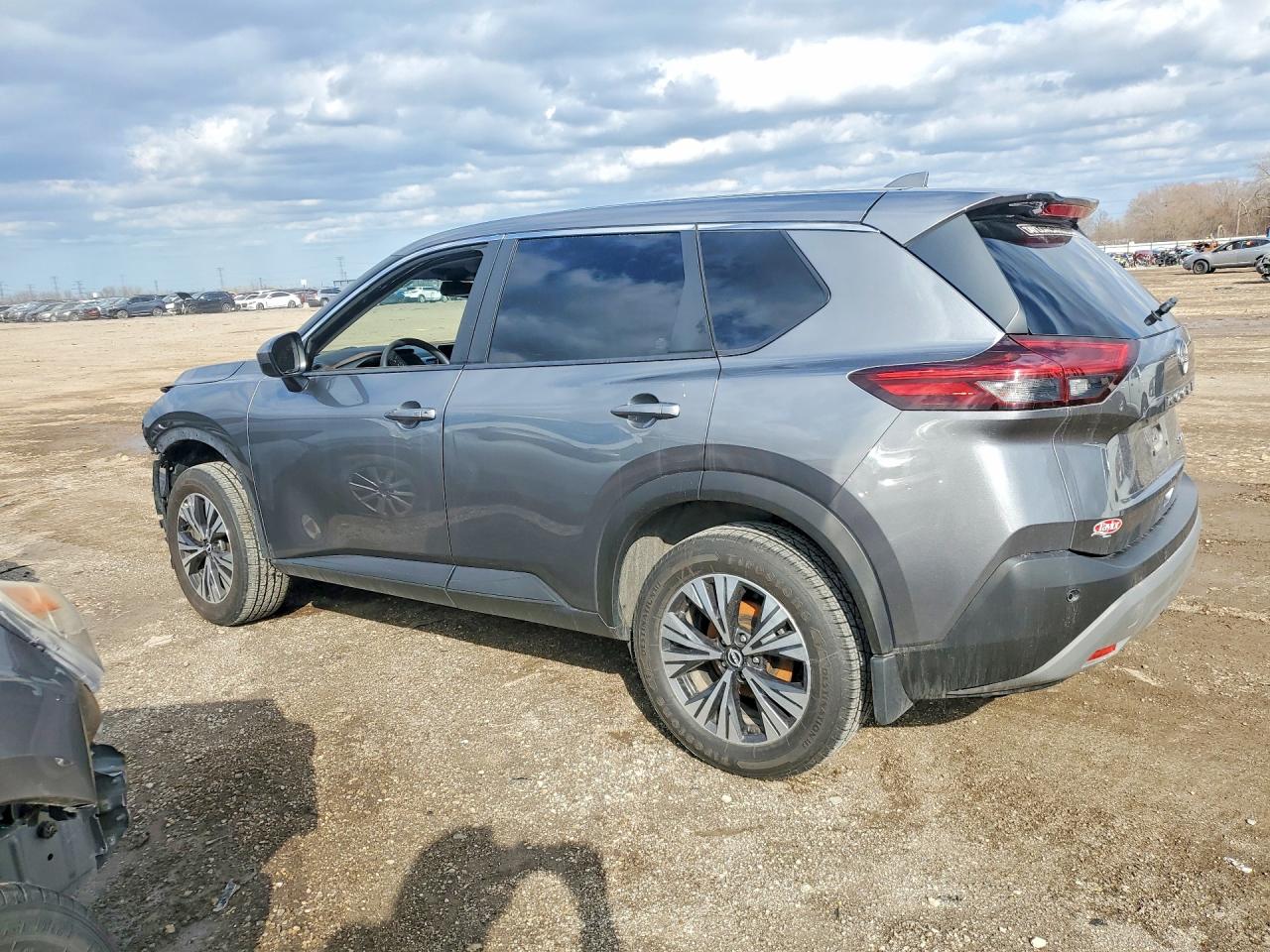 2023 NISSAN ROGUE SV photo 3