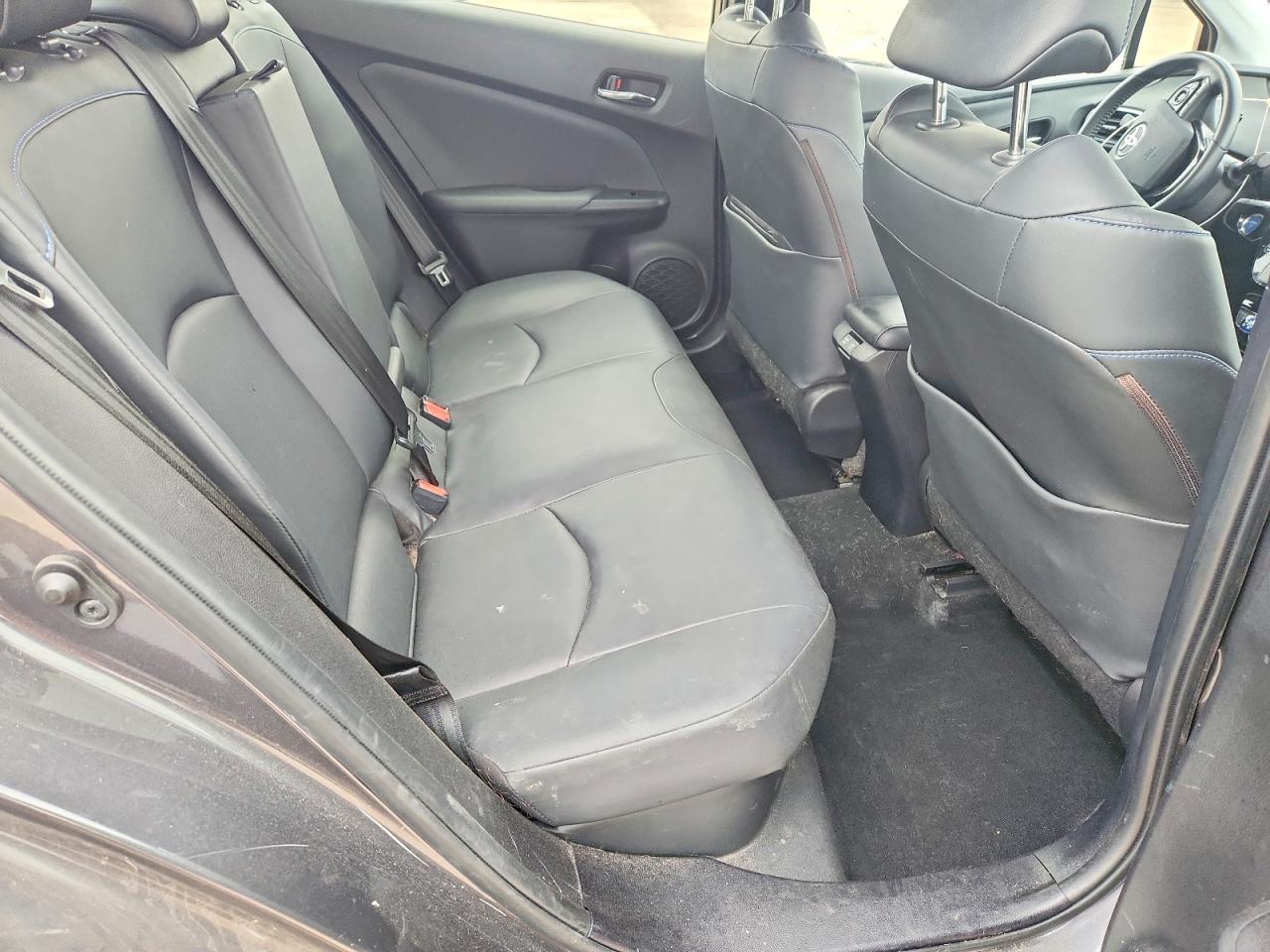 2019 TOYOTA PRIUS LIMITED photo 28