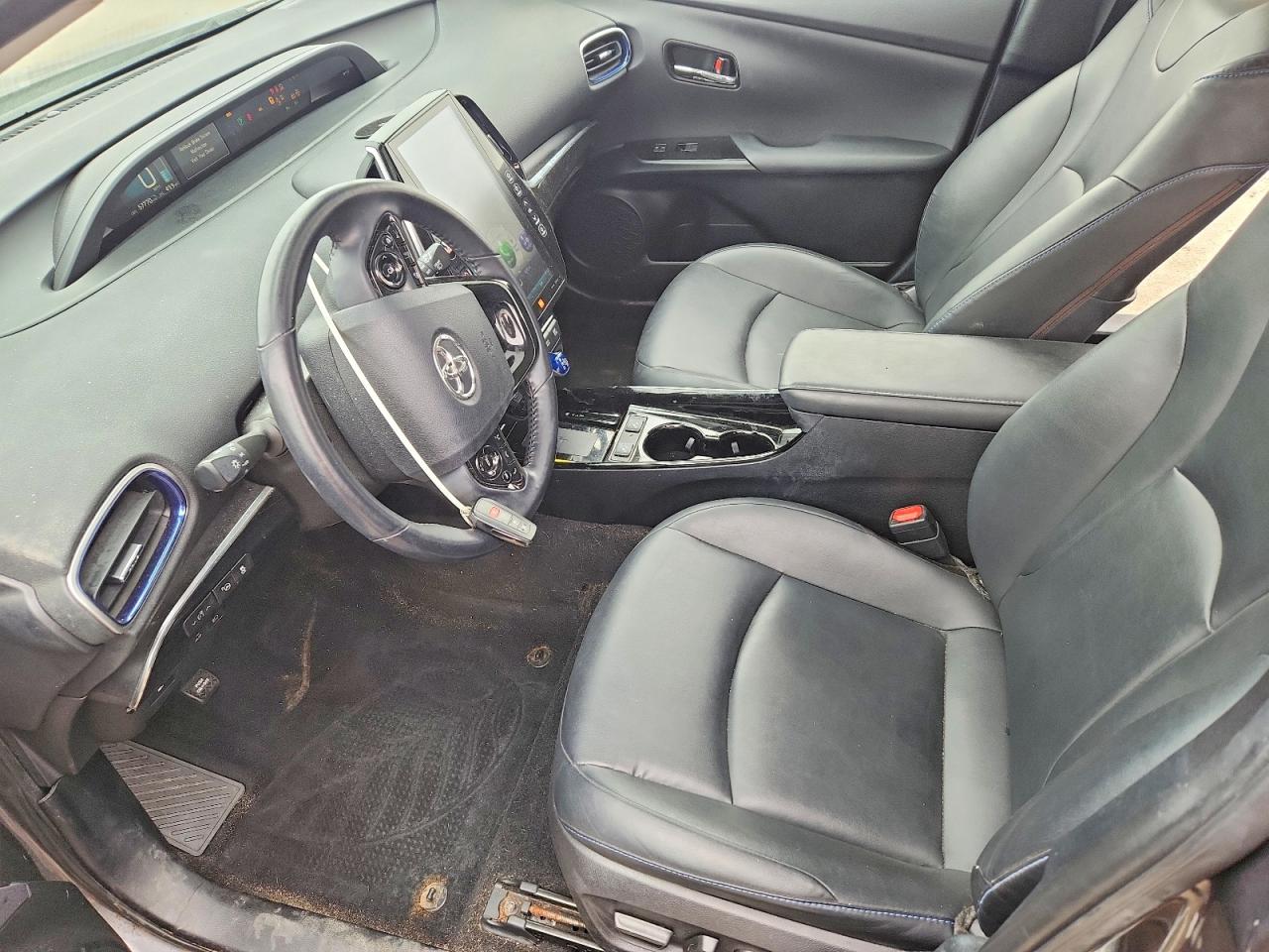 2019 TOYOTA PRIUS LIMITED photo 19