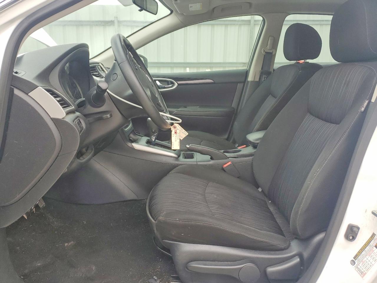 2019 NISSAN SENTRA SV photo 13